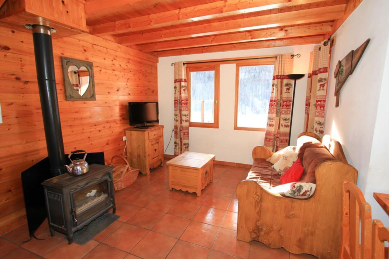 Chalet Le Mélézin hameau des Chazals Nevache Hautes Alpes Exterior foto